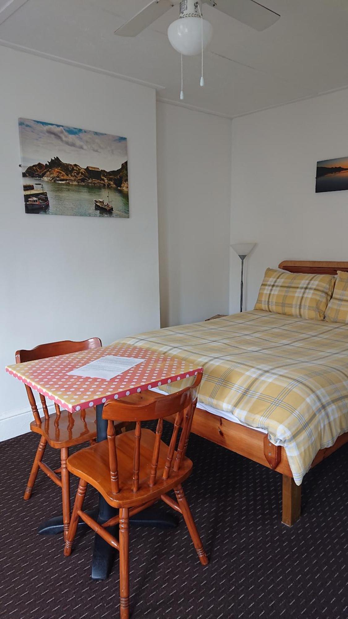 Fairways Guest House Newquay  Bilik gambar